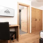 Alpenchalet Oetztal 厄茨