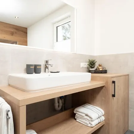 Alpenchalet Oetztal * اوتز